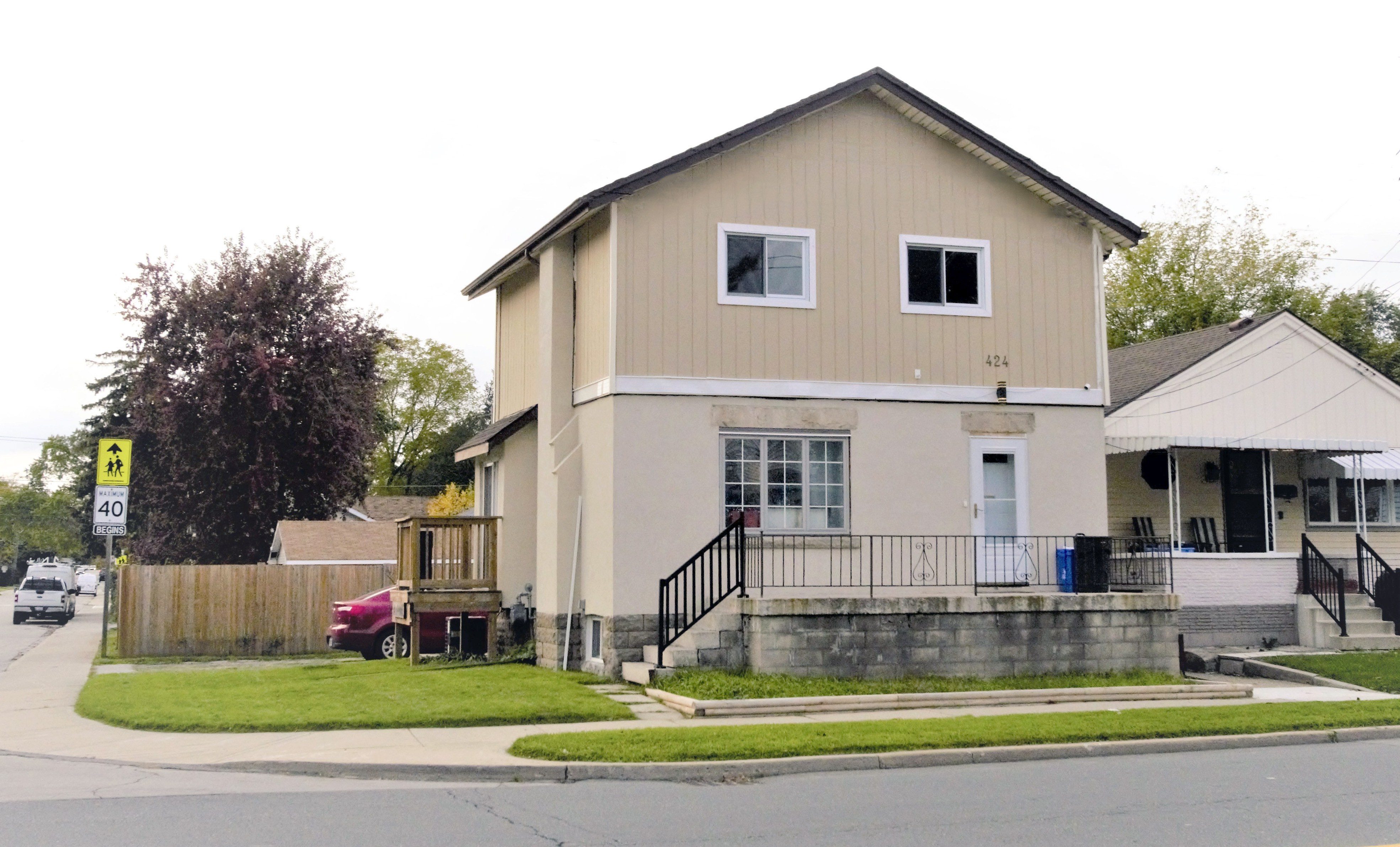 424 Upper Wentworth